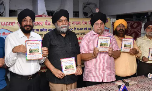 Sikh Community to Celebrate Guru Nanak Dev Jis 555th Birth Anniversary