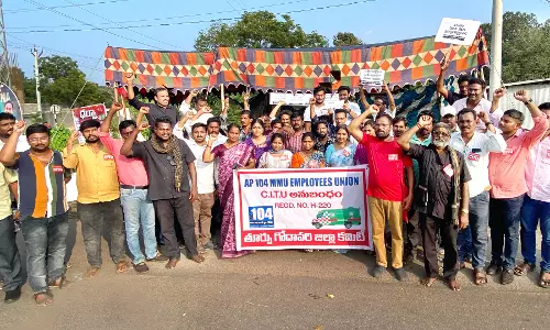 Protests by 104 MMU Staff in AP Over Unpaid Benefits and Job Security