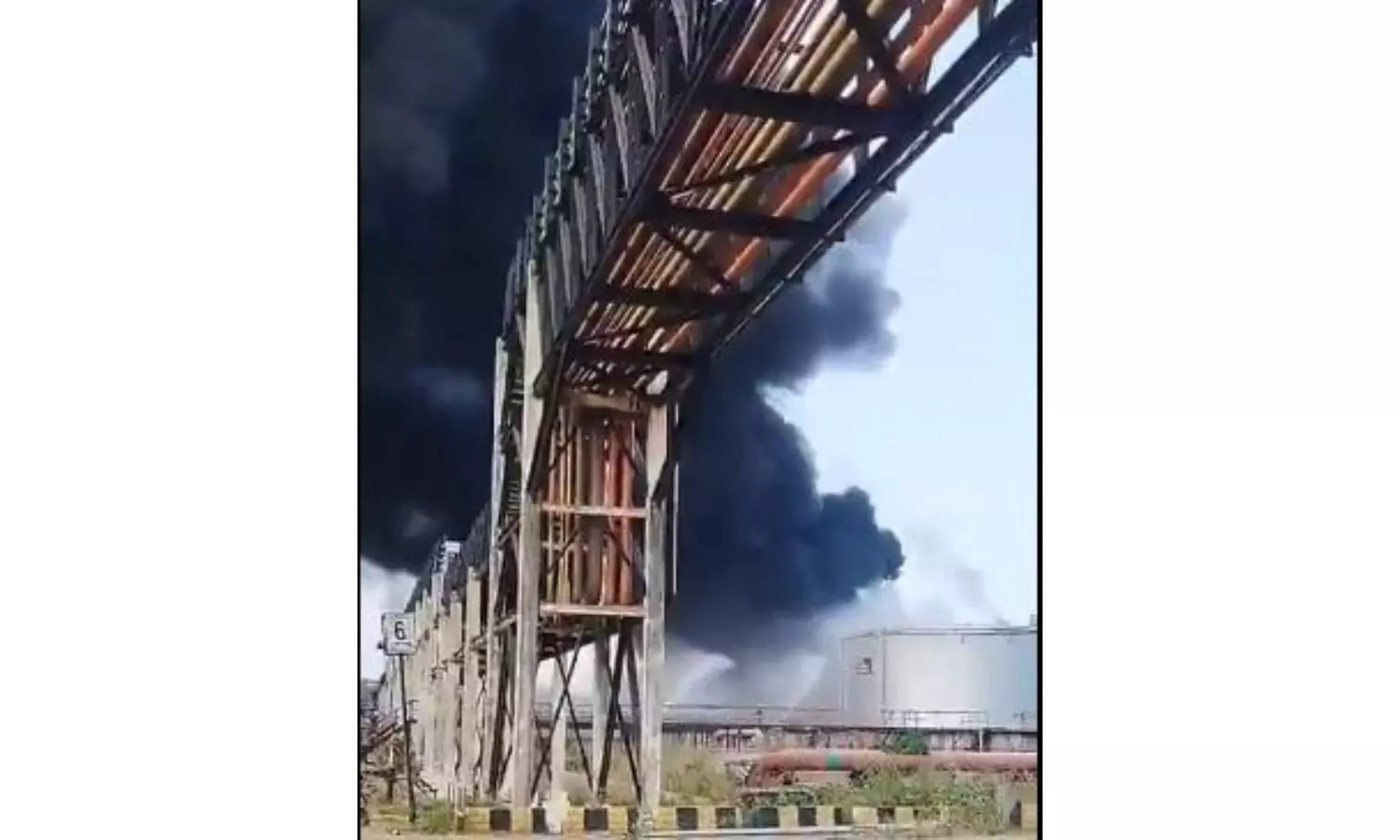 Blast triggers fire at IOCL refinery in Vadodara; rescue ops on Blast triggers fire at IOCL refinery in Vadodara; rescue ops on