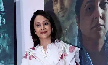 Mrinal Kulkarni talks on Dhai-Aakhar and the strength of womanhood Mrinal Kulkarni talks on Dhai-Aakhar and the strength of womanhood