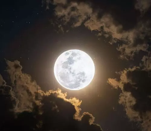 Catch the year’s last supermoon on Nov. 14 Catch the year’s last supermoon on Nov. 14