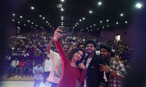 Kashika Kapoors Telugu Debut Love You Father Poster Out