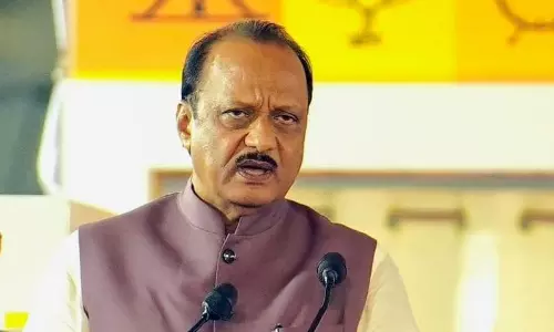 Pawar Backs Congress Demand For Special Parliament Session