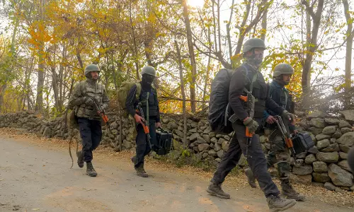 Army, J&K Police Embroiled in Yet Another Gunfight with Terrorists