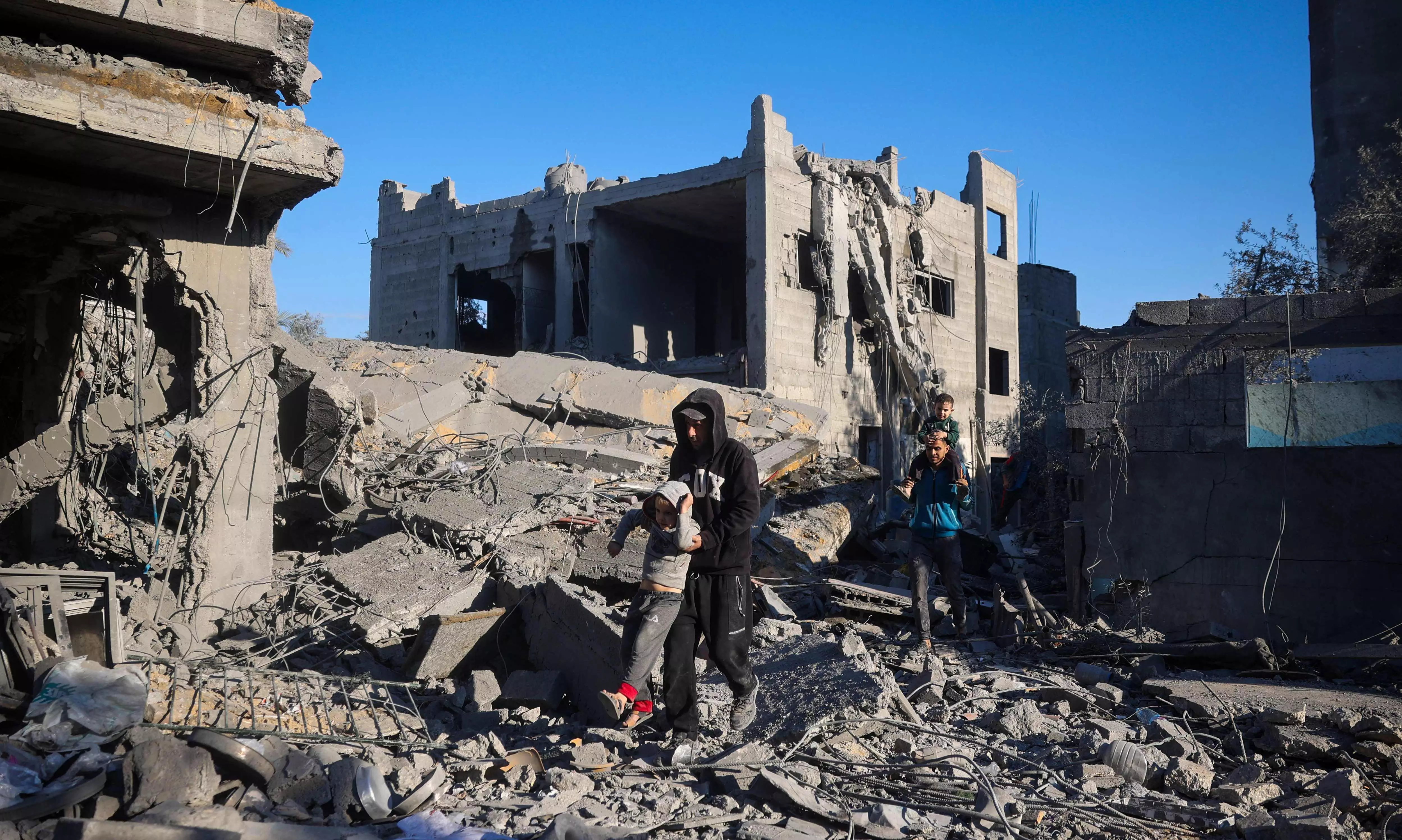 Blinken calls on Israel for extended pauses in Gaza war Blinken calls on Israel for extended pauses in Gaza war