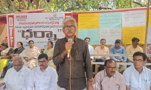 Teachers’ bodies want DEO suspended