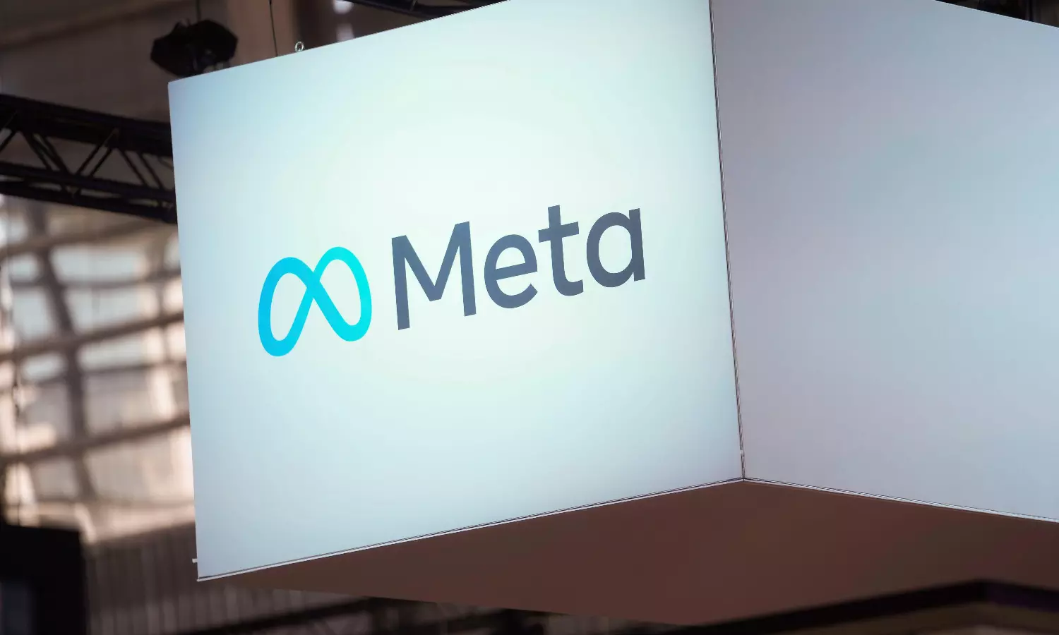 Meta Plans to Introduce Ads on Threads in Early 2025 Meta Plans to Introduce Ads on Threads in Early 2025
