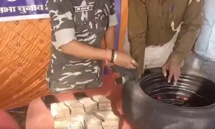 ₹50 lakh seized from tyre in Jharkhand