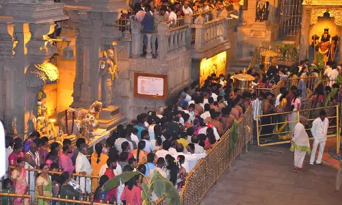 Telangana: 3 hours for darshan on Kartheeka Pournami at Yadadri