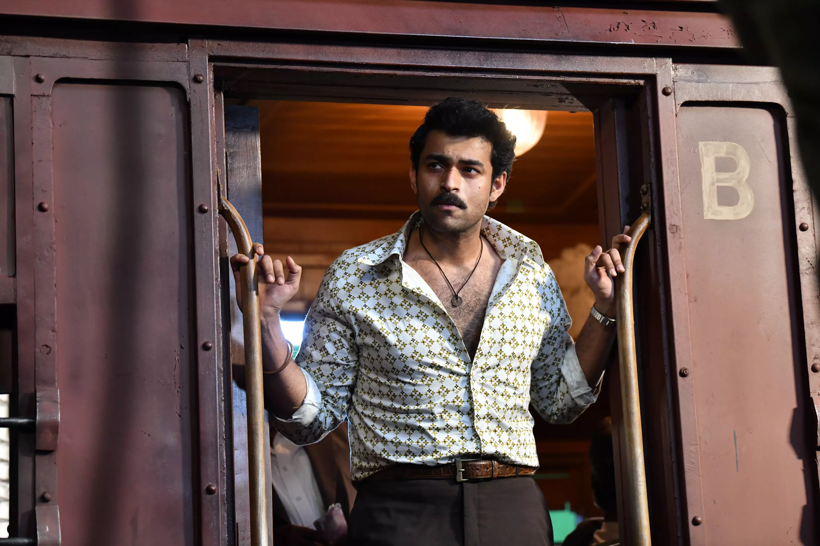 Matka Collects Rs 1.40 crore in Two Days, Lukewarm Response in Theatres Matka Collects Rs 1.40 crore in Two Days, Lukewarm Response in Theatres