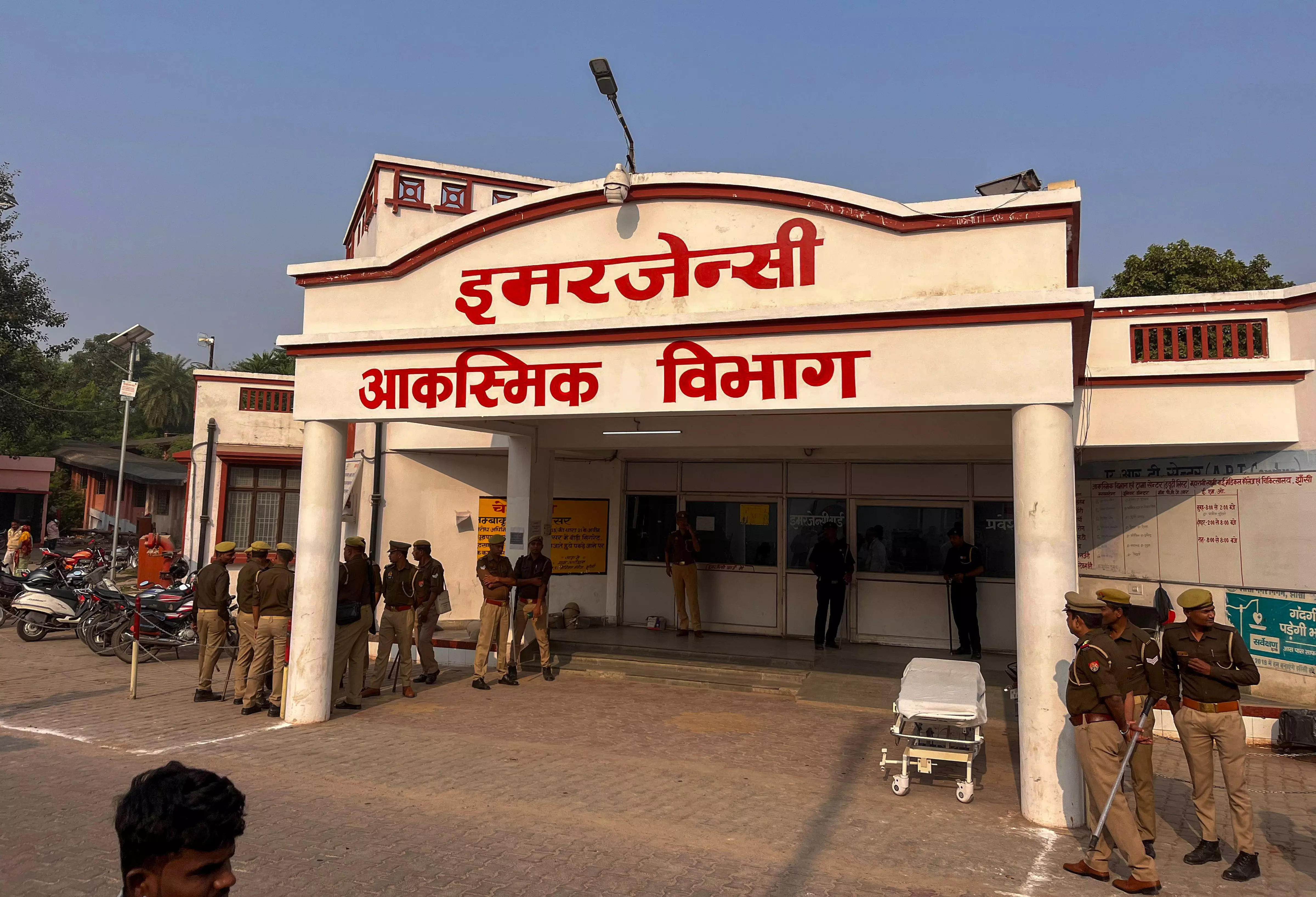 Jhansi Fire: Modi announces ex gratia of Rs 2 lakh for next of kin of each deceased Jhansi Fire: Modi announces ex gratia of Rs 2 lakh for next of kin of each deceased