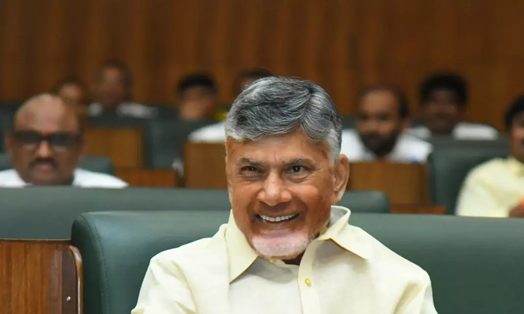 deccanchronicle.com - MD Ilyas - CM Naidu Proposes Solar Rooftops On Govt Buildings