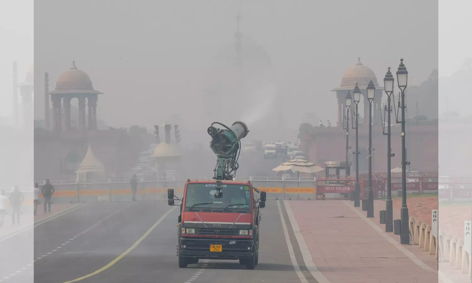 After seasons coldest night, Delhi wakes up to another day with toxic air After seasons coldest night, Delhi wakes up to another day with toxic air