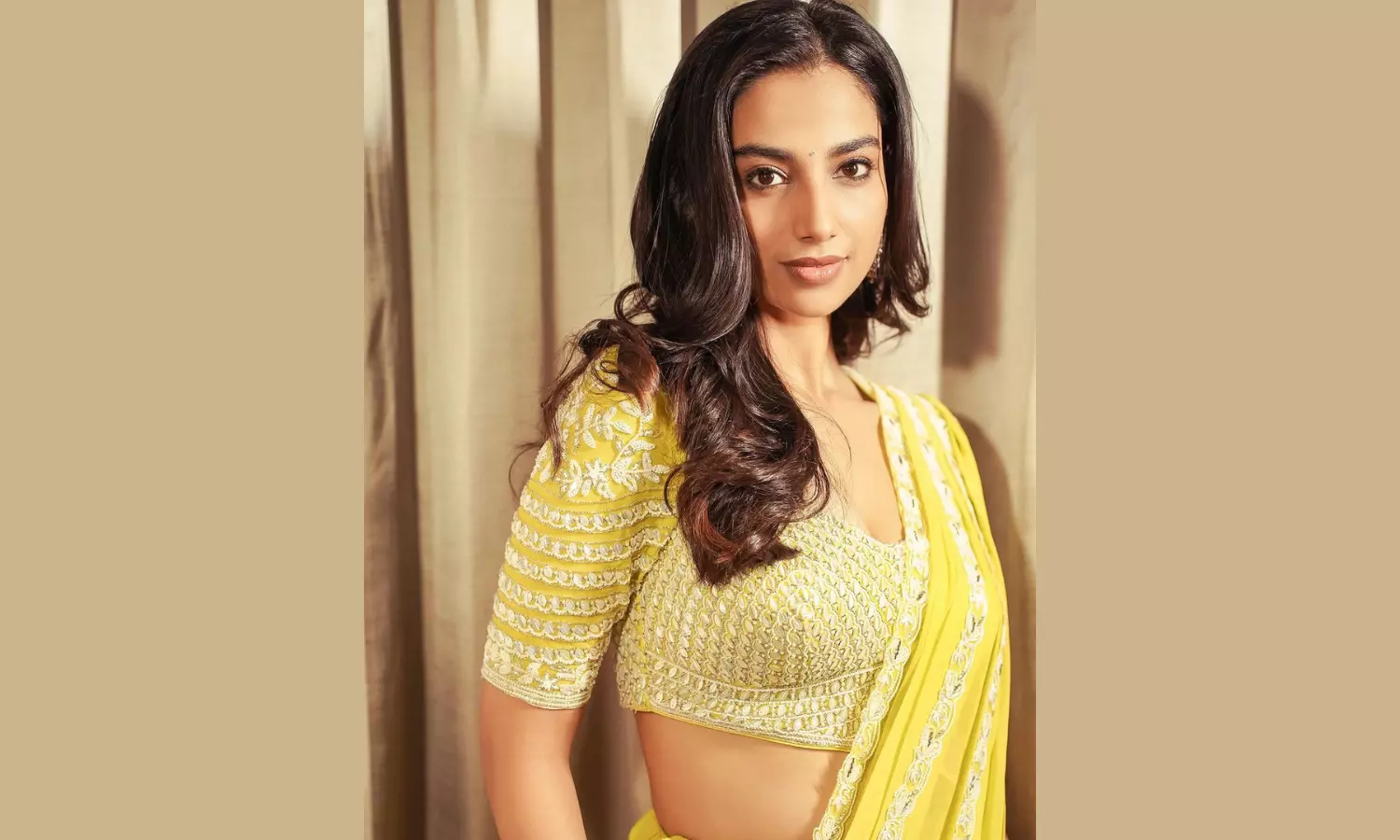 Rumours on marriage fake, says Meenakshi Chaudury Rumours on marriage fake, says Meenakshi Chaudury