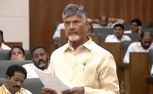 Chandrababu Naidu commends NAREDCOs donation to CMRF Chandrababu Naidu commends NAREDCOs donation to CMRF