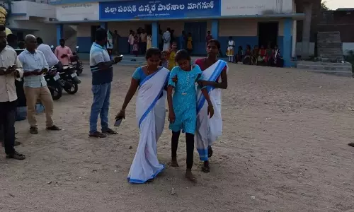 Food poisoning at Maganoor ZP school: HM among two suspended for negligence