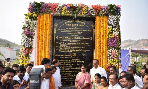 Seethakka slams BRS for blocking growth Seethakka slams BRS for blocking growth