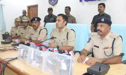 Hyderabad doctor among 4 held for buying weapons for Janashakti Dalam