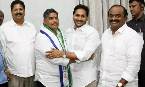 YSRCP suffers jolt as MLC Venkata Ramana resigns from party, post