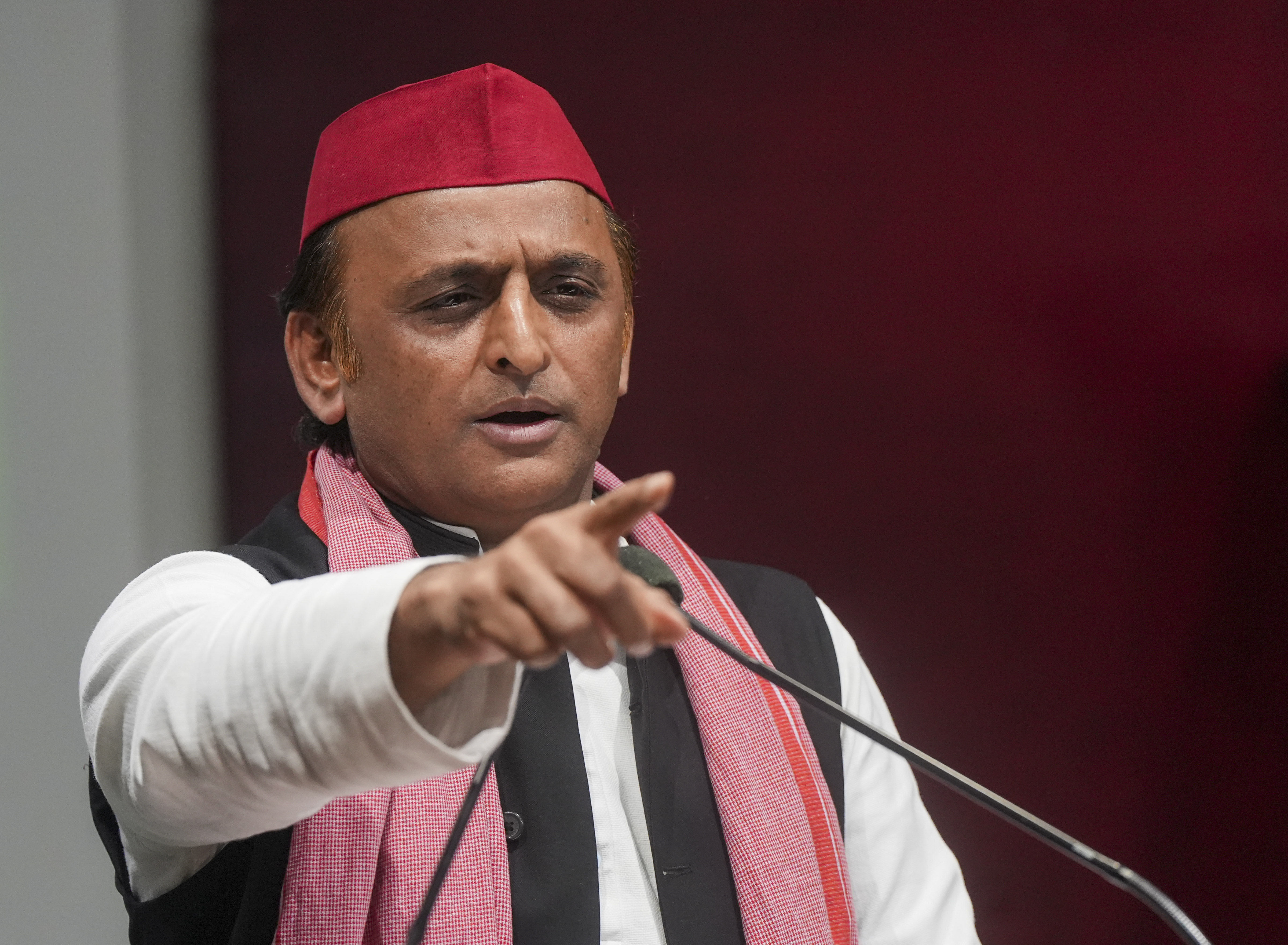 Akhilesh Yadav claims internal BJP conspiracy to unseat chief ministers
