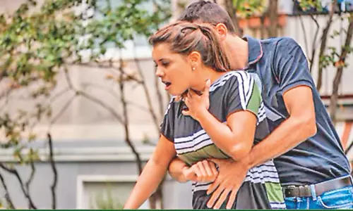 Saving lives: The Heimlich maneuver