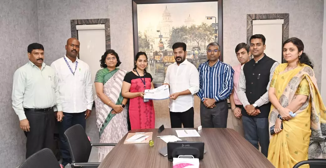 Revanth wants all officials and leaders to register in the caste census