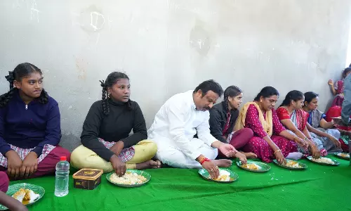 Telangana: Cantonment MLA Inspects Sikh Village School, Dines with Students to Check Meal Quality