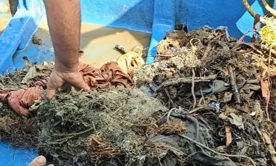 First Underwater Cleanup Removes 300 Kg Debris from Sindhudurg Reefs