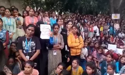 Hyderabad: VCIW varsity students protest, demand UGC approval