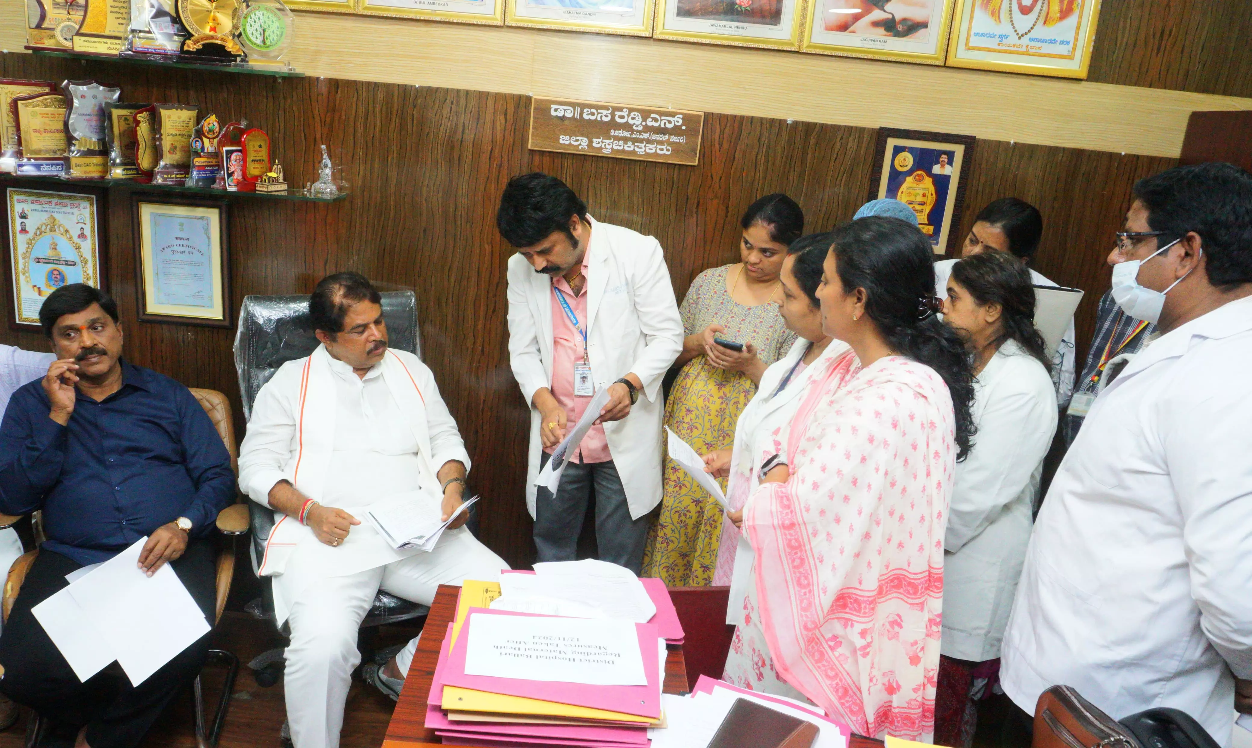 Lokayukta Probe Sought Into Ballari Maternal Deaths Lokayukta Probe Sought Into Ballari Maternal Deaths