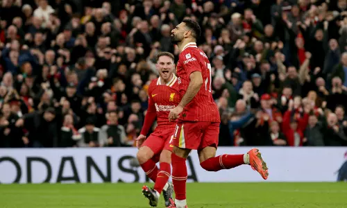 Liverpool deepen Man City crisis to extend Premier League lead