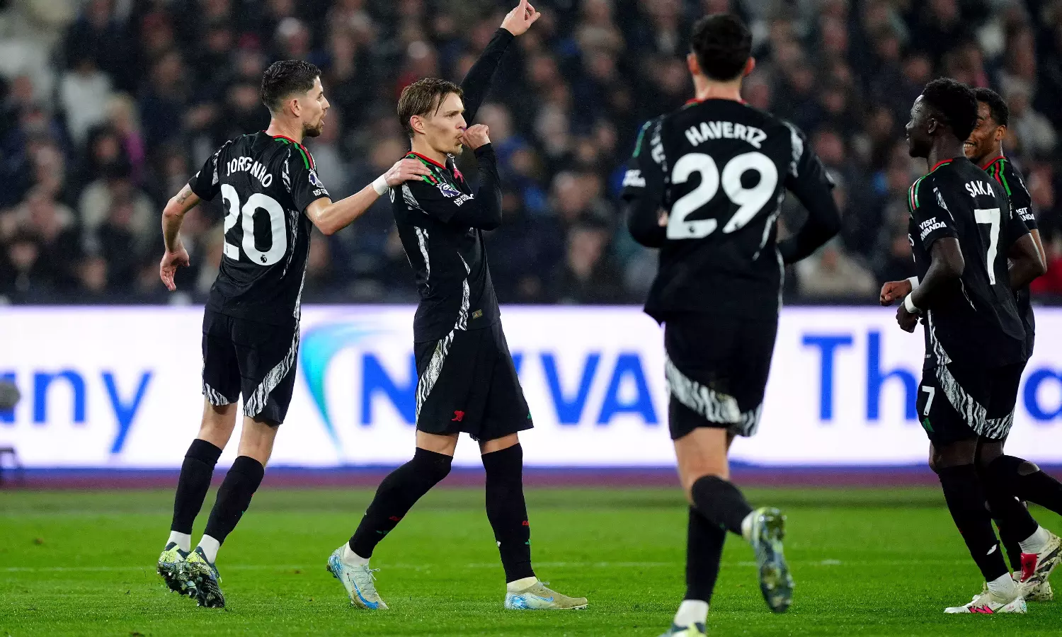 Arsenal to host Man Utd in FA Cup blockbuster