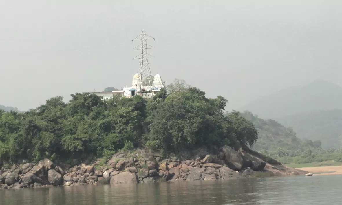 Andhra Pradesh: Boat Operators Oppose Environmental Levy to Papikondalu