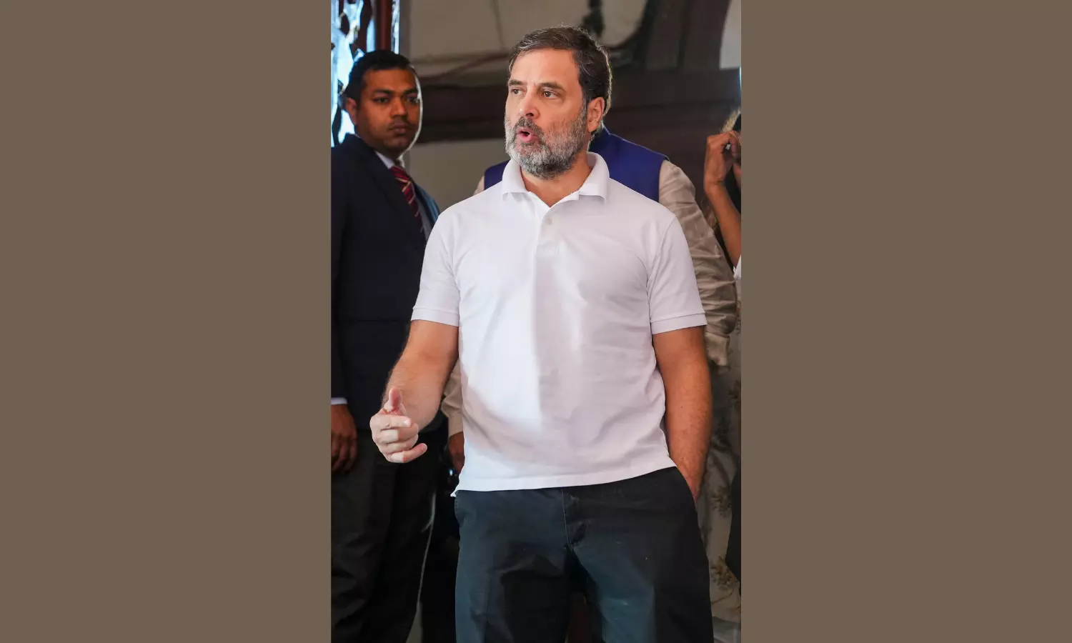 Rahul Gandhi to visit Sambhal on Wednesday Rahul Gandhi to visit Sambhal on Wednesday