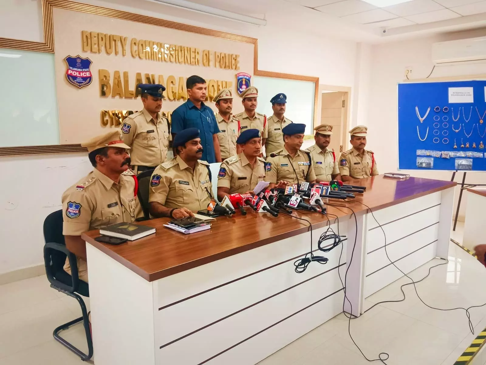 Kukatpally Police Arrest Three in Rs 50 Lakh House-Break Theft