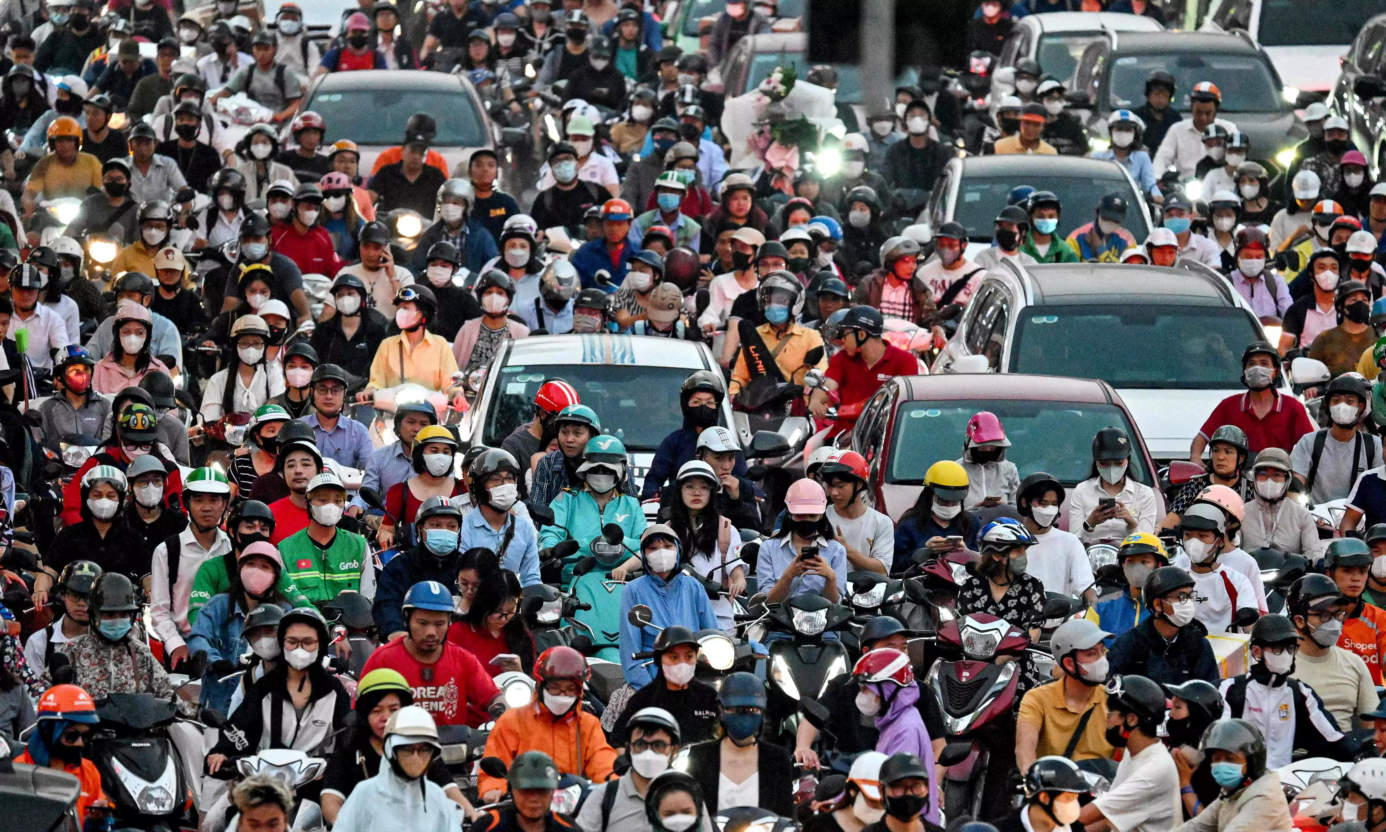 Vietnam pushes electric motorbikes as pollution becomes unbearable Vietnam pushes electric motorbikes as pollution becomes unbearable
