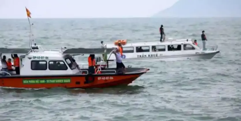 Eight dead after overloaded boat capsizes in southwest China Eight dead after overloaded boat capsizes in southwest China