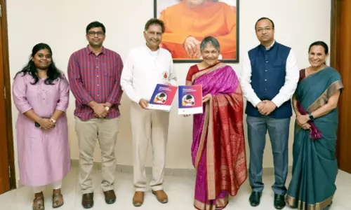 Fernandez signs MoU with Sri Sathya Sai Health & Education Trust