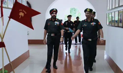 GOC Dakshin Bharat area reviews operation preparedness