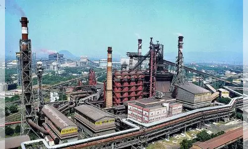 Trade union demands disbursement of pending dues to RINL workers