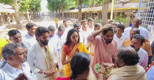 Newlywed Naga Chaitanya, Sobhita visit Srisailam Newlywed Naga Chaitanya, Sobhita visit Srisailam
