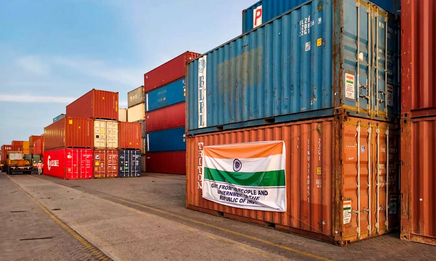 India sends humanitarian aid to Myanmar India sends humanitarian aid to Myanmar