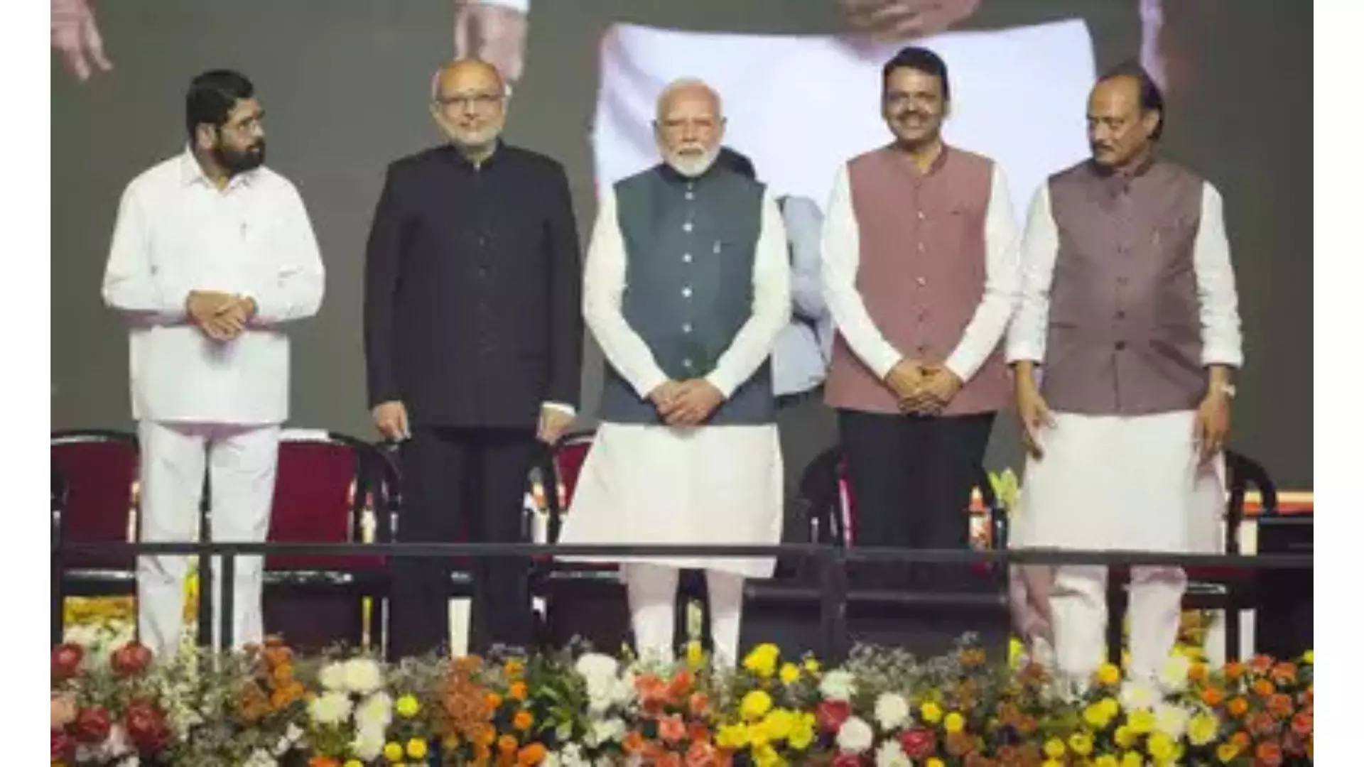 Maharashtra: Items worth Rs 12 lakh stolen during Dec 5 swearing-in ceremony Maharashtra: Items worth Rs 12 lakh stolen during Dec 5 swearing-in ceremony