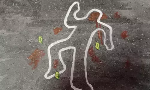 Bus Veers Off NH-65 in Chityal, Passengers Sustain Injuries Bus Veers Off NH-65 in Chityal, Passengers Sustain Injuries