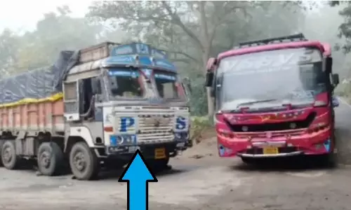 Truck Stranded in Odisha’s Gazalbadi Ghat Triggers 3-Day Jam