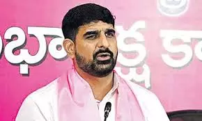 Hyderabad police questions MLA Padi Kaushik Reddy for an hour Hyderabad police questions MLA Padi Kaushik Reddy for an hour