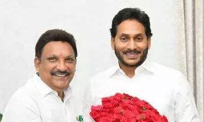 Fromer MLA Grandhi Srinivas Resigns from YSRC