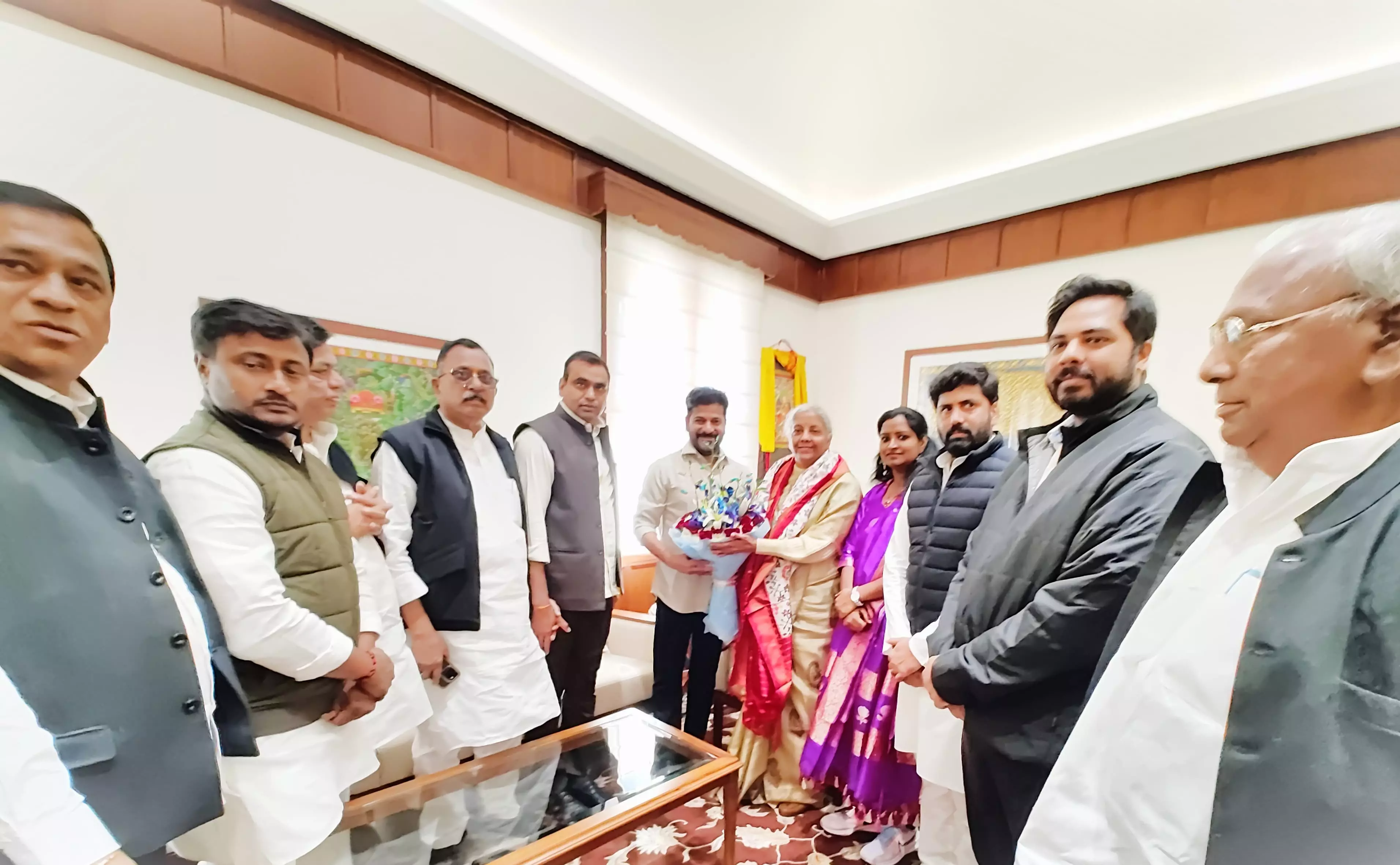 CM Meets Nirmala and Vaishnaw Seeks Rs 1,800 Cr Grant, AP’s Dues CM Meets Nirmala and Vaishnaw Seeks Rs 1,800 Cr Grant, AP’s Dues