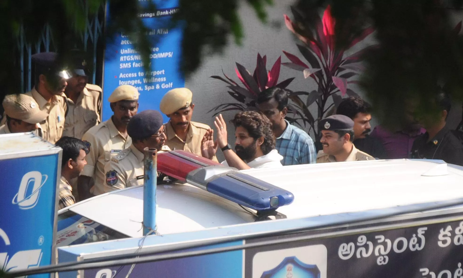 Allu Arjun to Stay Overnight in Jail