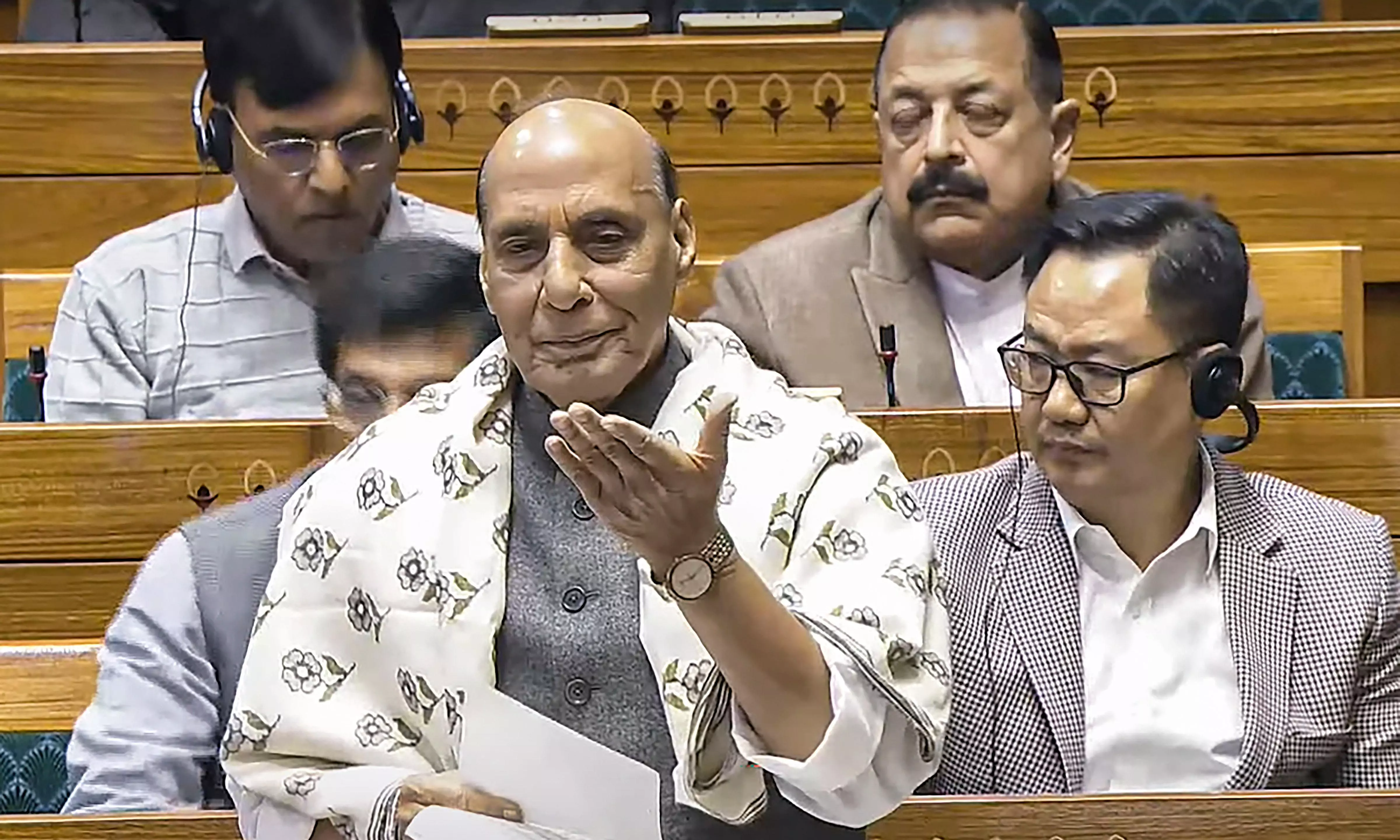 Congress Failed Constitution, Says Rajnath Congress Failed Constitution, Says Rajnath
